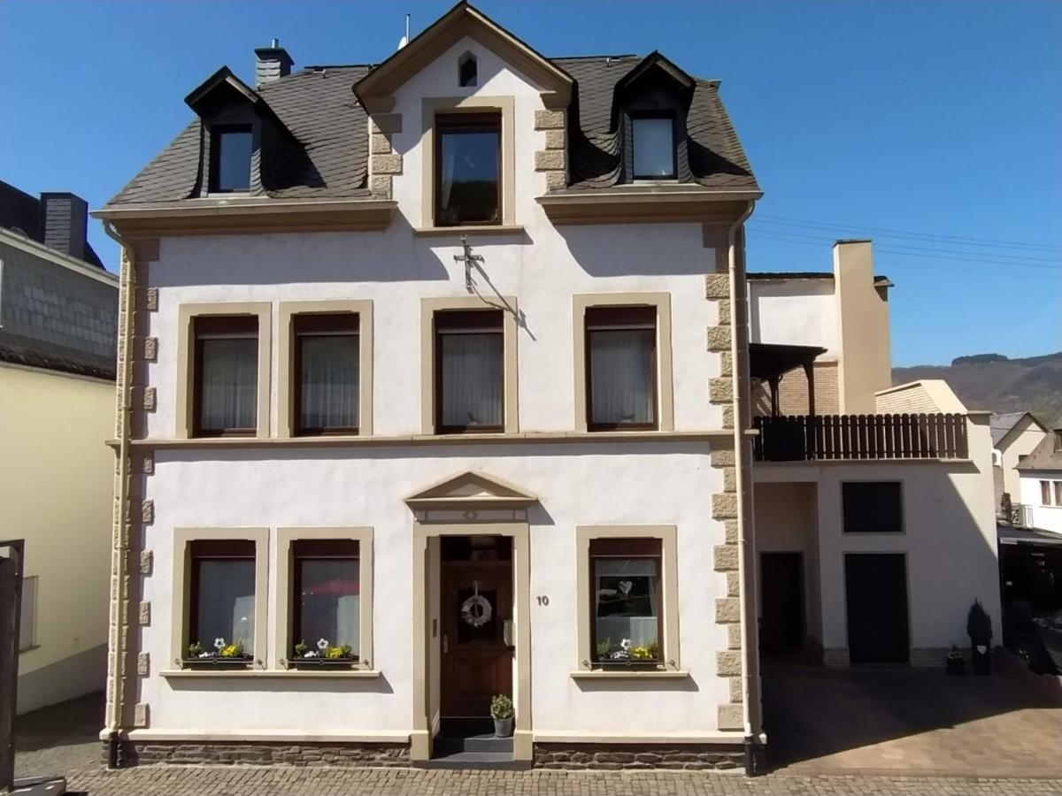 Ferienhaus Treis Neef Exterior photo